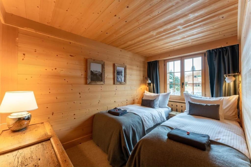 Charming Alpine Apartment Gstaad Kültér fotó