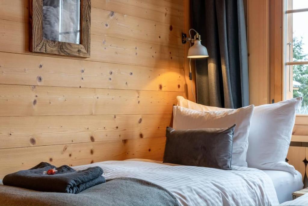 Charming Alpine Apartment Gstaad Kültér fotó
